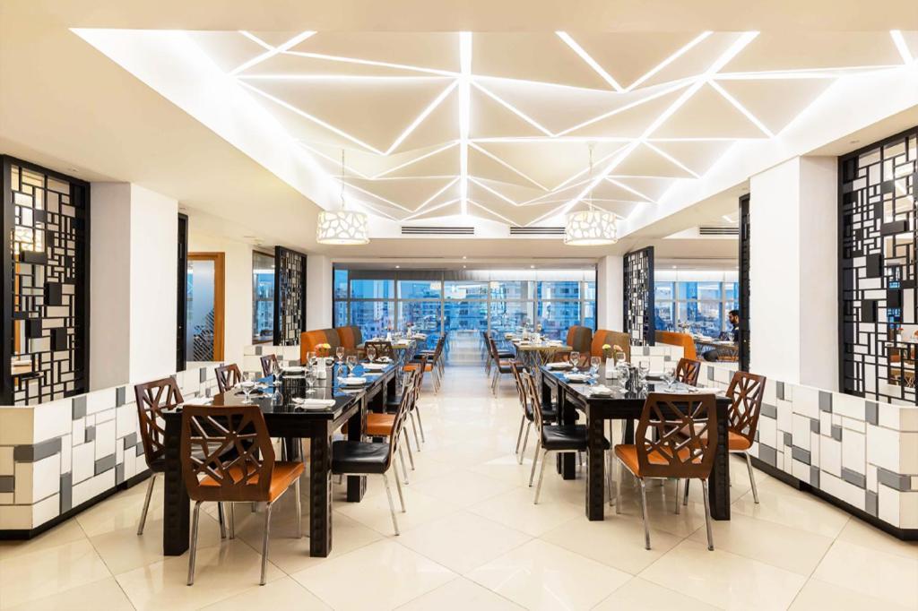 Dhaka Regency Hotel & Resort المظهر الخارجي الصورة
